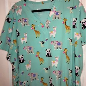 🐼Adorable Baby Animal Scrub Top🐼